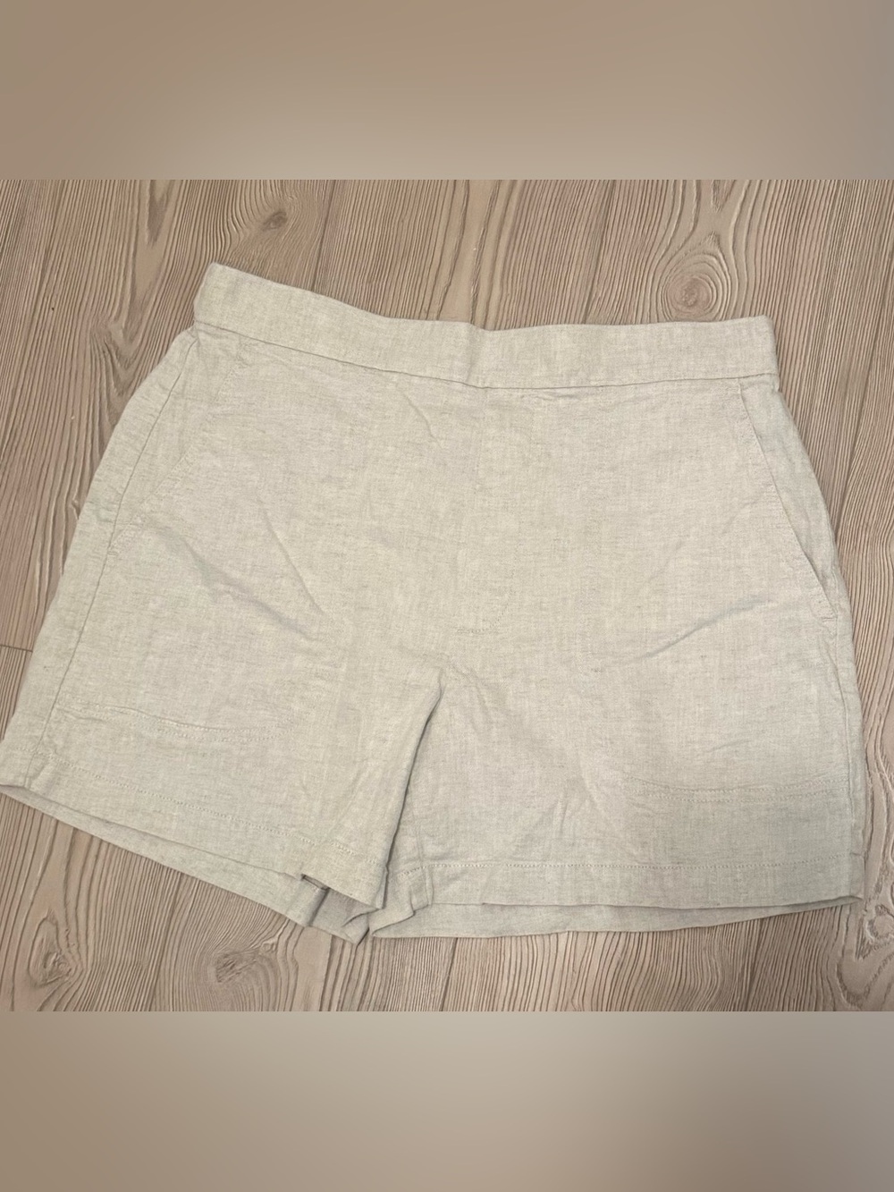 Banana Republic Light Beige Linen Shorts